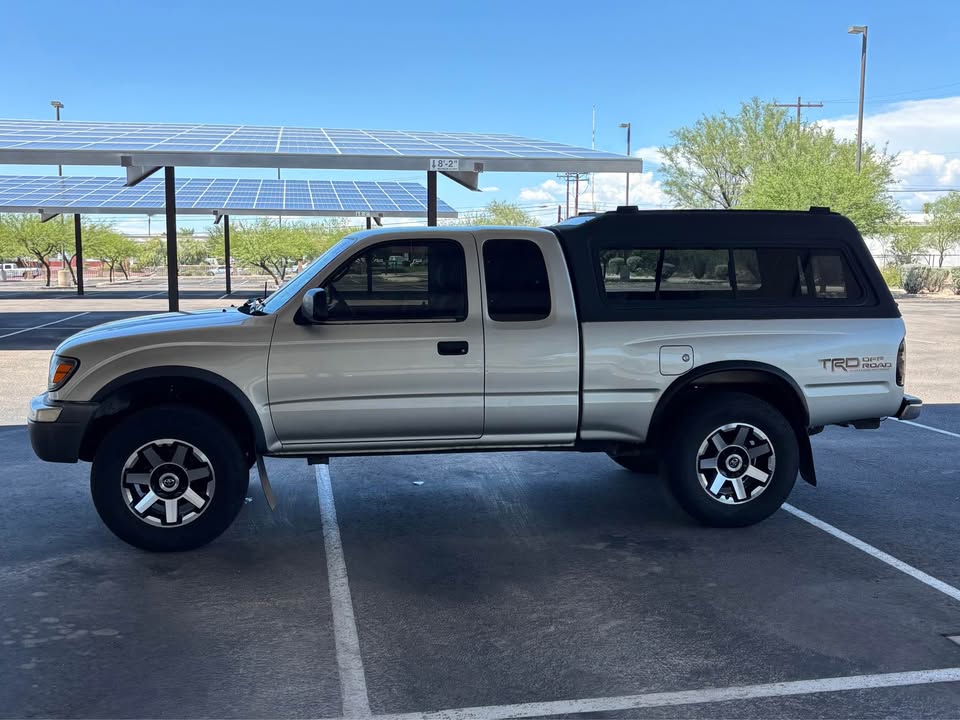 2000 Toyota Tacoma Xtracab · PreRunner Pickup in Tucson, AZ (photo 4) — photo 4