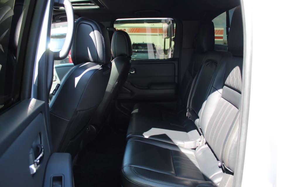 2022 Nissan FRONTIER PRO-4X in Salt Lake City, UT (photo 9) — photo 9