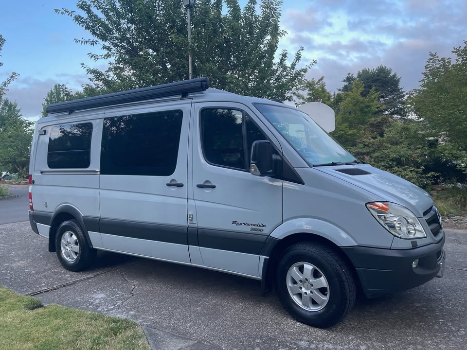 2011 Mercedes-Benz sprinter sportsmobile camper van in McMinnville, OR (photo 2) — photo 2