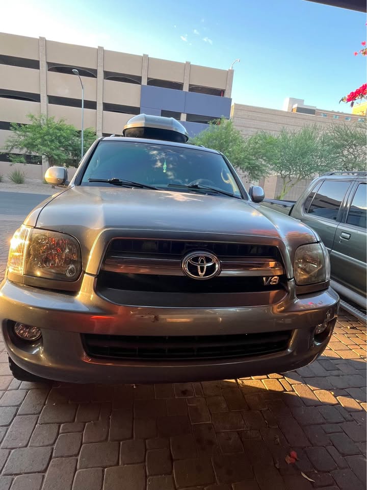 2006 Toyota Sequoia · Limited Sport Utility 4D in Phoenix, AZ (photo 6) — photo 6