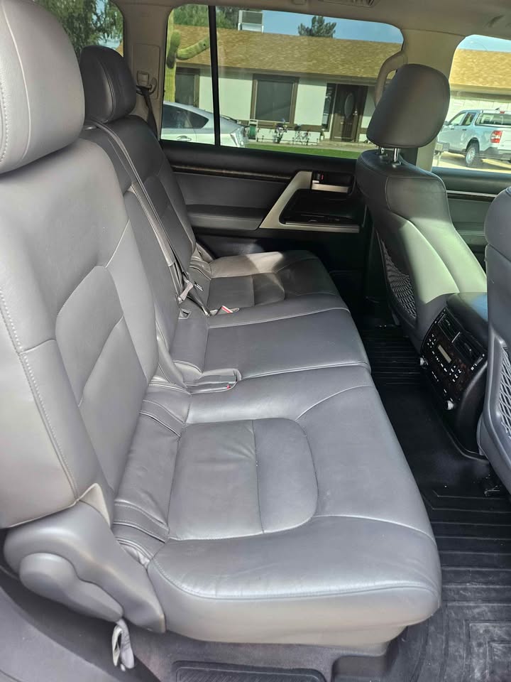 Toyota Landcruiser LC200 in Mesa, AZ (photo 8) — photo 8