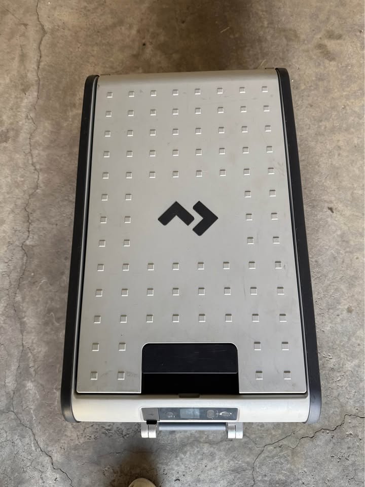 Dometic cfx3 45 portable fridge refrigerator ac/dc powers in Broomfield, CO (photo 5)