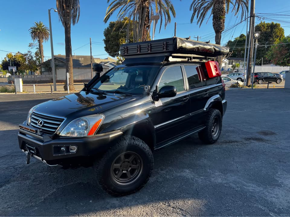 2004 Lexus GX GX 470 Sport Utility 4D in Redding, CA (photo 5) — photo 5