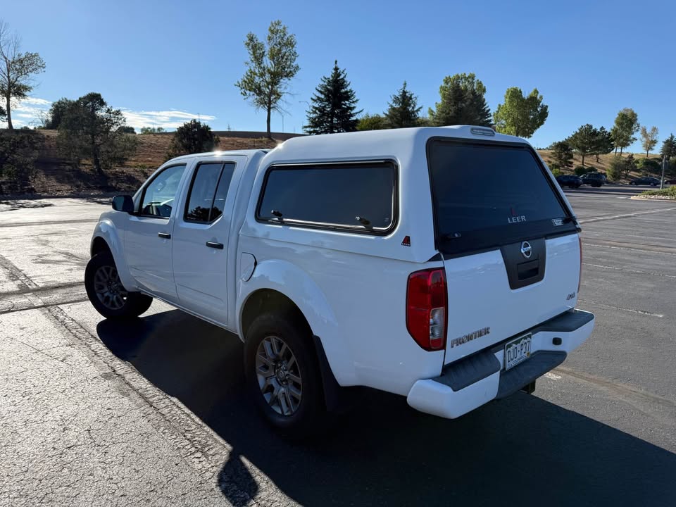 2012 Nissan Frontier Crew Cab · SV (2017.5) Pickup 4D 5 ft in Colorado Springs, CO (photo 5) — photo 5