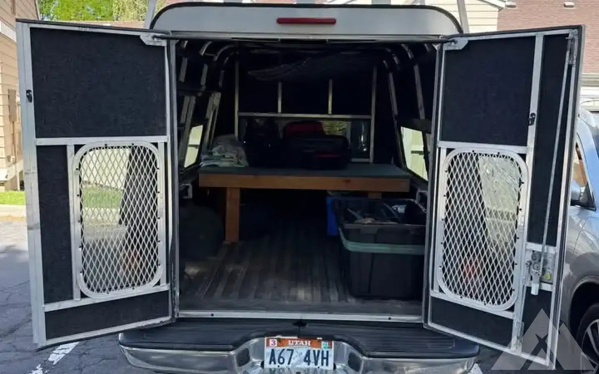 A.R.E Deluxe Commercial Unit Truck Top Camper — used for sale in Salt Lake City, UT (photo 6) — photo 6