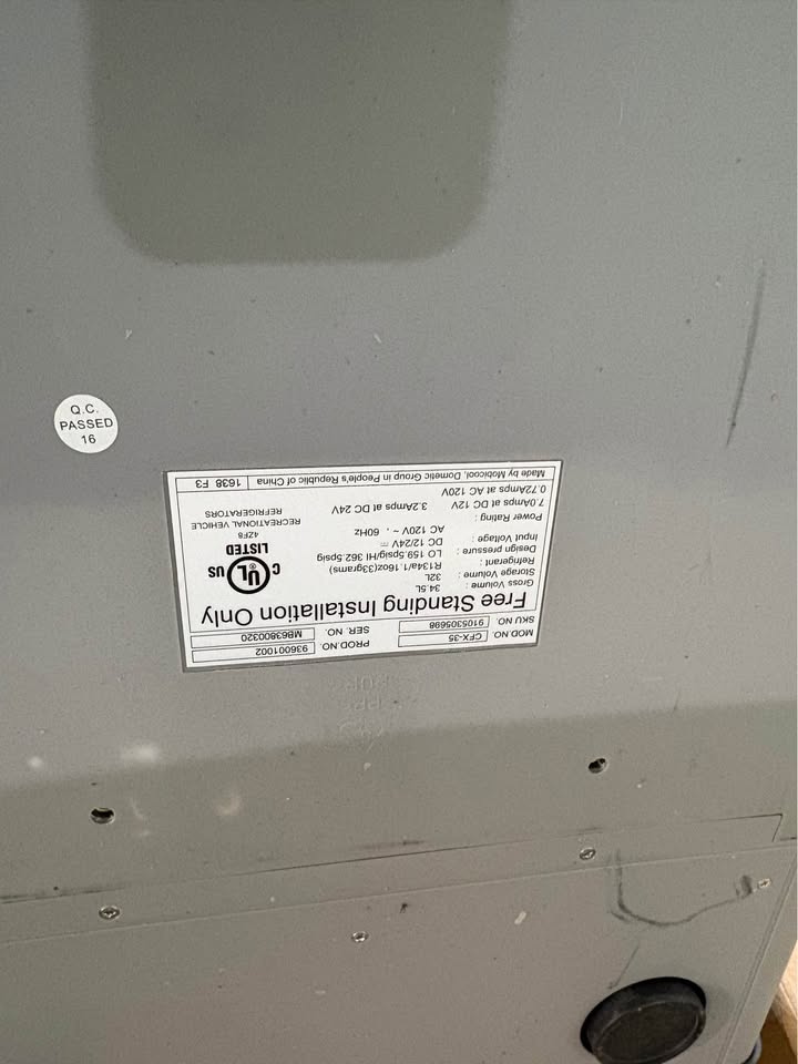 Dometic CFX 35 Fridge Freezer in Cle Elum, WA (photo 3) — photo 3