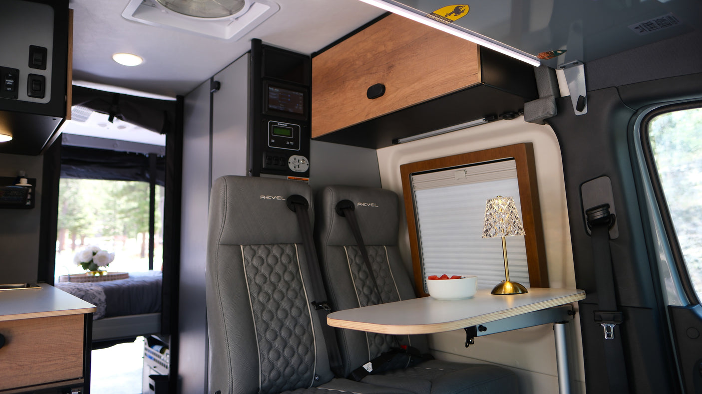 2026 AWD Winnebago Revel 44e "Glaicer" Unlimited Miles-Starlink