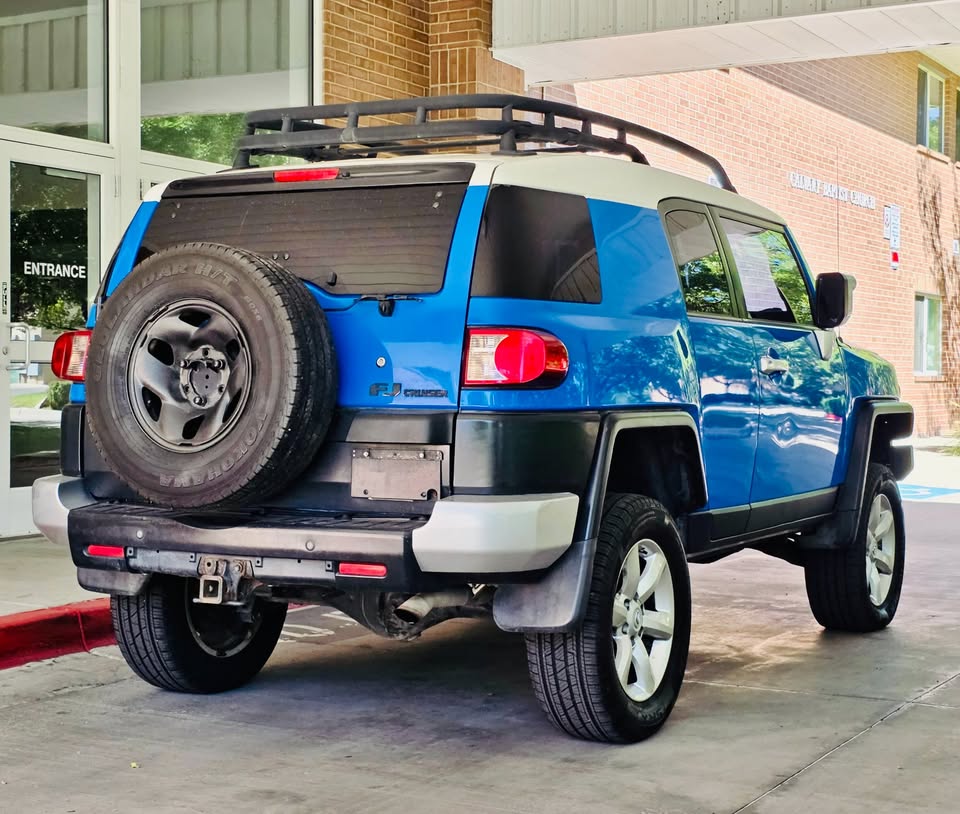 2007 Toyota FJ Cruiser Manual Transmission in Salt Lake City, UT (photo 5) — photo 5