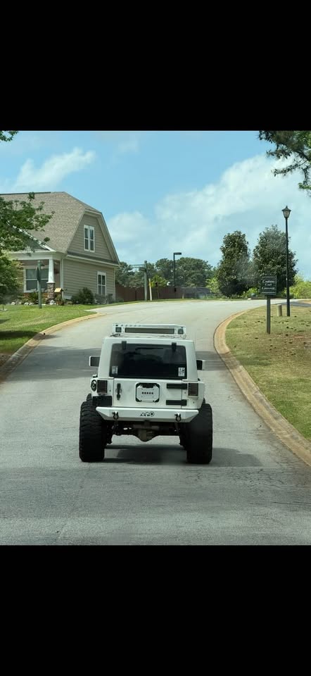 2015 Jeep Wrangler Unlimited · Rubicon Recon (JK) Sport Utility 4D — photo 3