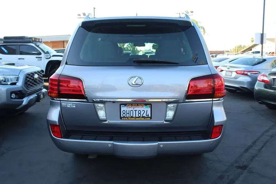 2008 Lexus LX570 in Sacramento, CA (photo 4) — photo 4