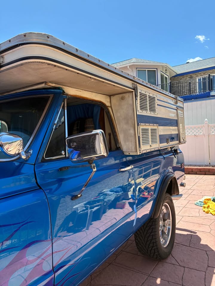 1972 Four Wheel Camper Pop-Up Camper One-Owner in Wheat Ridge, CO (photo 3) — photo 3