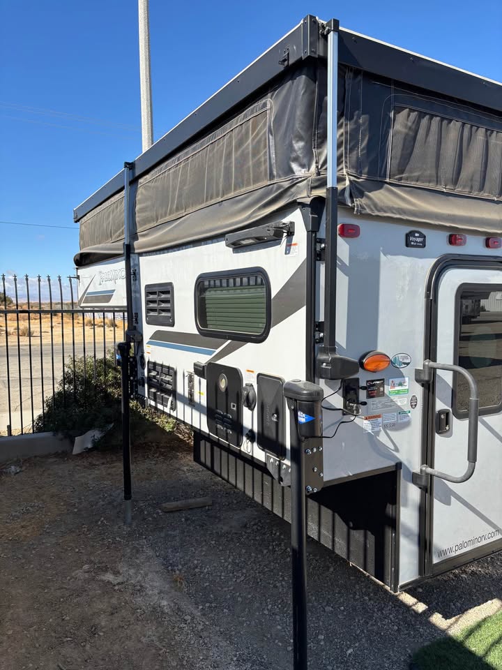 2023 Palomino SS-550 Pop-up Camper in Inglewood, CA (photo 4) — photo 4
