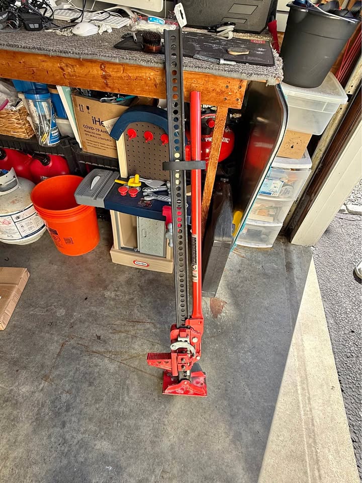 Pittsburgh hi lift jack (photo 1) — photo 1