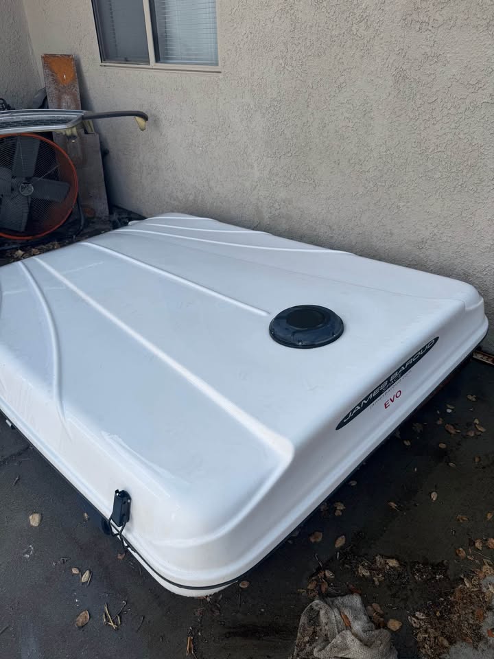 James Baroud rooftop tent in Temecula, CA (photo 3) — photo 3