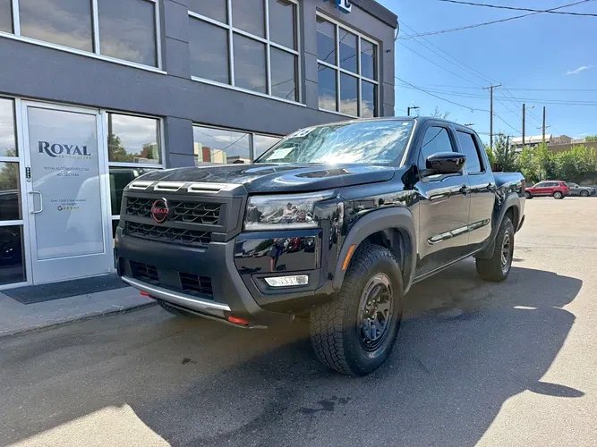 2026 Nissan Frontier Crew Cab PRO-4X 4x4 in Aurora, CO (photo 1)