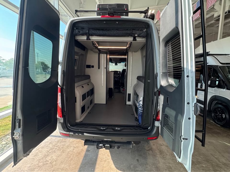 2026 Winnebago Revel Sport 44N in Fort Worth, TX (photo 3) — photo 3
