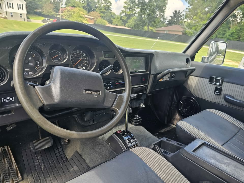 1989 Toyota landcruiser 4x4 Read add (photo 8) — photo 8