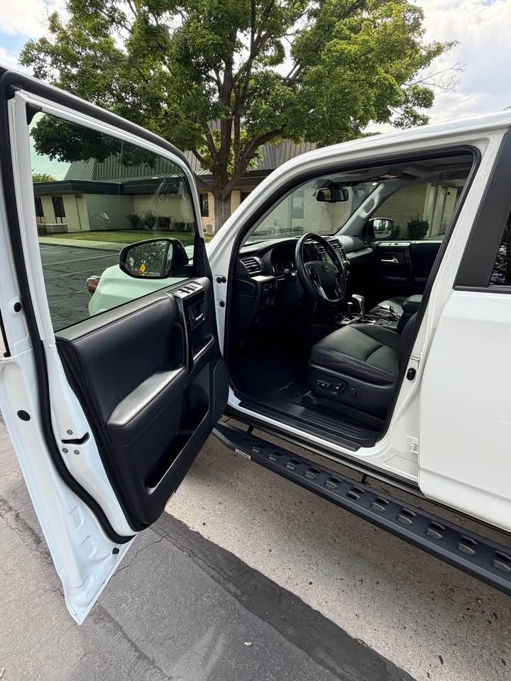 2023 Toyota 4Runner TRD Off-Road Premium Sport Utility 4D in Salt Lake City, UT (photo 6) — photo 6