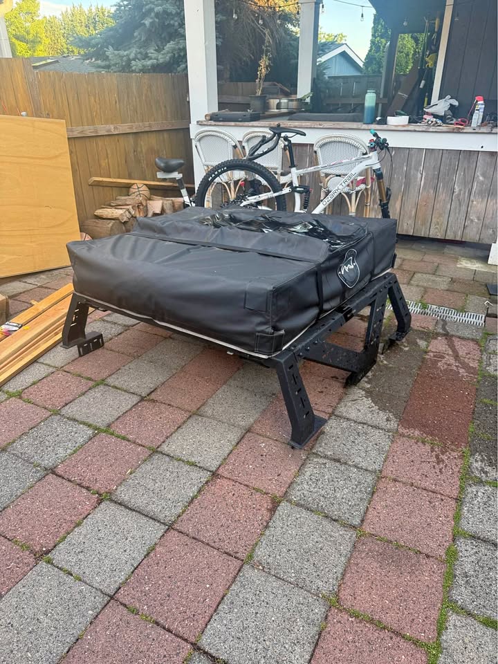 Overland Vehicle Systems HD Nomadic Extended Soft Shell Rooftop Tent with Tyger Auto Plate Style Bed Rack in Portland, OR (photo 1)