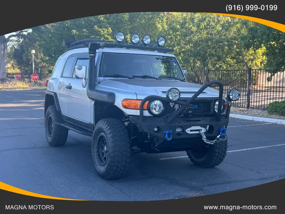 2007 Toyota FJ Cruiser in Sacramento, CA (photo 1) — photo 1
