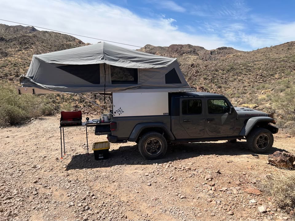 2023 Jeep Gladiator · Rubicon Pickup 4D 5 ft (photo 5) — photo 5