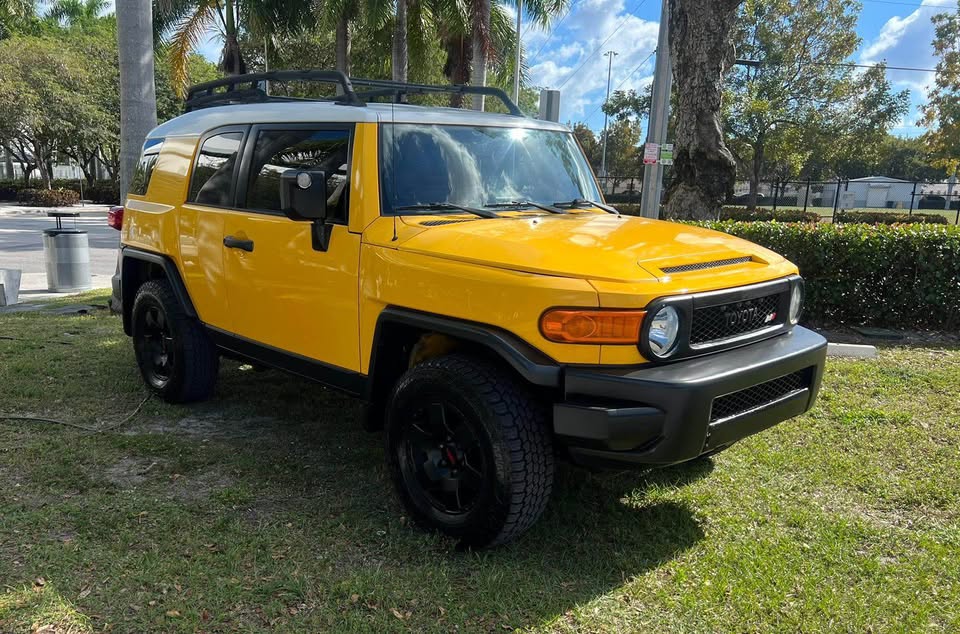 2007 Toyota FJ Cruiser · Sport Utility 2D in Miramar, FL (photo 2) — photo 2