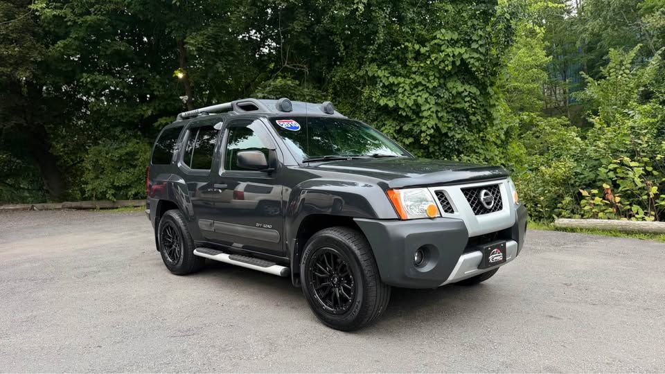 2012 Nissan Xterra · Off-Road Sport Utility 4D (photo 9) — photo 9
