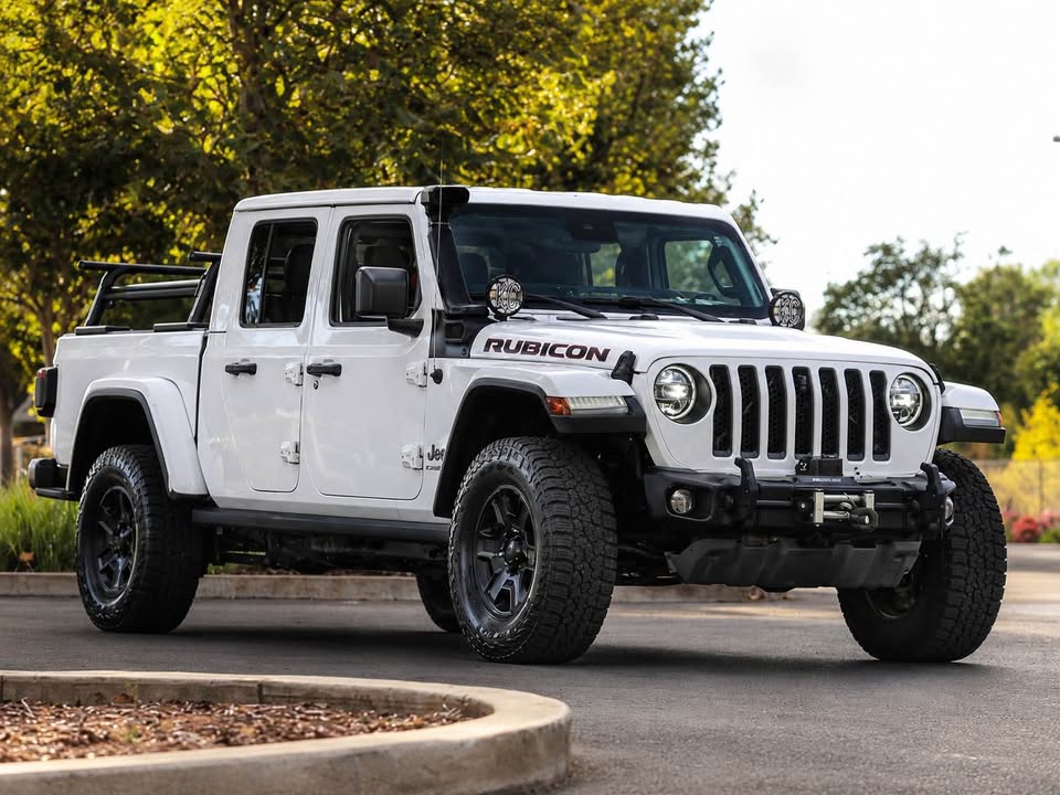 2020 Jeep Gladiator · Rubicon Pickup 4D 5 ft in Rancho Cordova, CA (photo 4) — photo 4