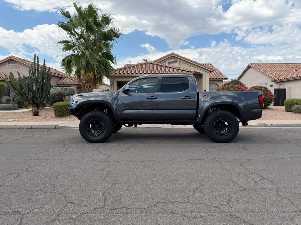 2019 Toyota Tacoma Double Cab · TRD Off-Road in Chandler, AZ (photo 3)