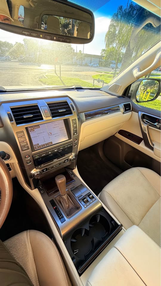 2016 Lexus GX · GX 460 Premium Sport Utility 4D in Orlando, FL (photo 10) — photo 10