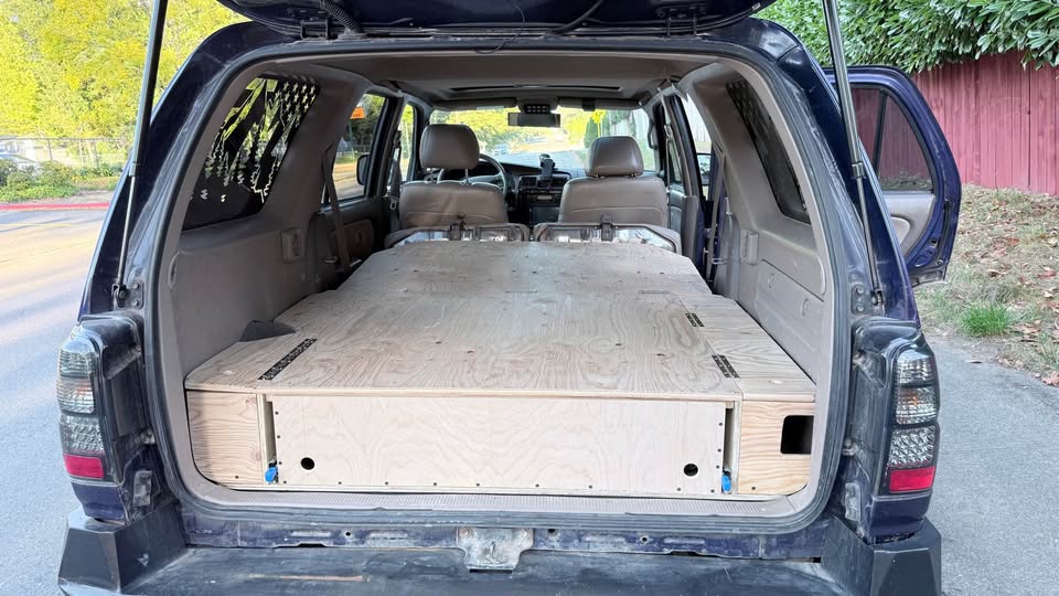 2002 Toyota 4runner limited in Kent, WA (photo 5) — photo 5