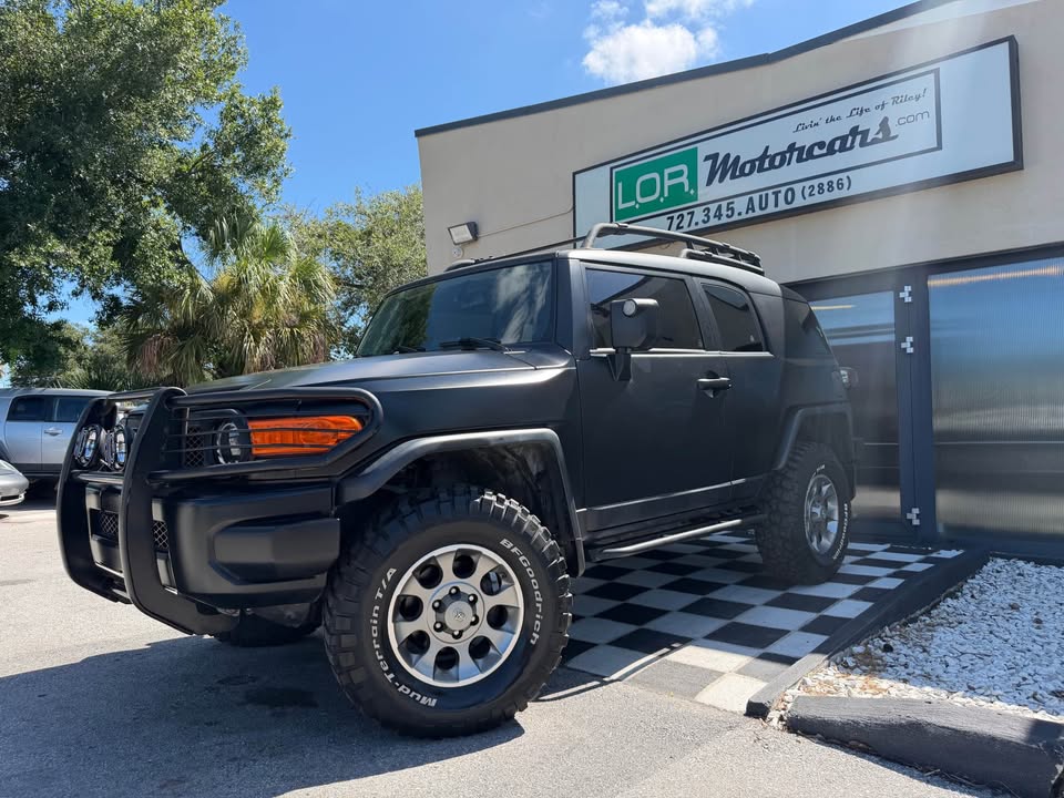 2011 Toyota FJ Cruiser · 4X4 40,000 MILES in Tampa, FL (photo 2) — photo 2