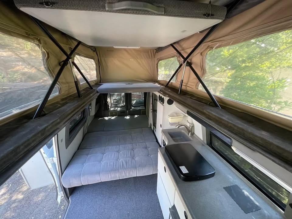 2006 Ford E350 Sportsmobile RB 4x4 Camper Van in Orinda, CA (photo 6) — photo 6