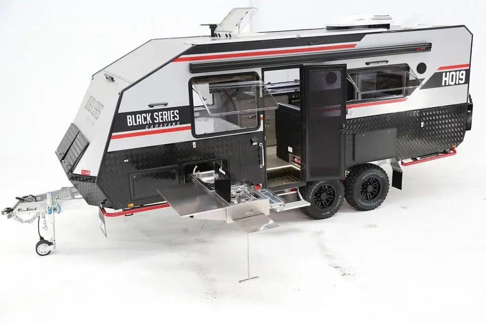 2025 BLACK SERIES OFF ROAD TRAVEL TRAILER HQ19 in Boerne, TX (photo 2) — photo 2