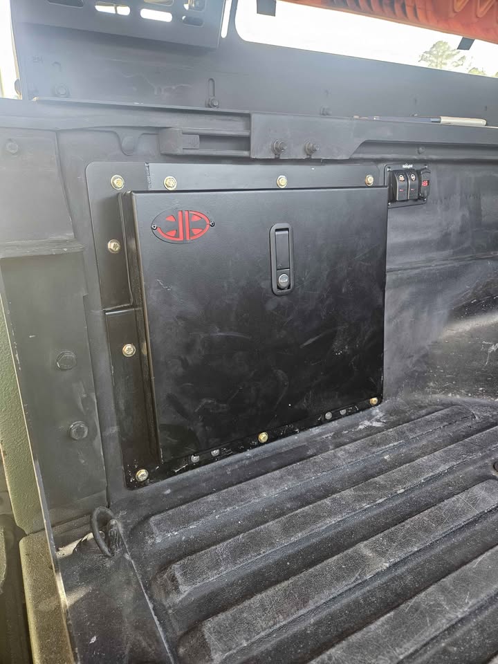 2012 Toyota Tacoma Double Cab · PreRunner Pickup 4D 5 ft (photo 4) — photo 4