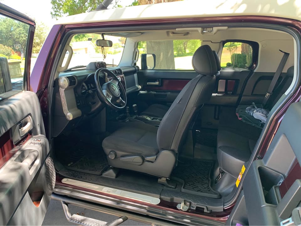 2007 Toyota FJ Cruiser · Sport Utility 2D in Belton, TX (photo 12) — photo 12
