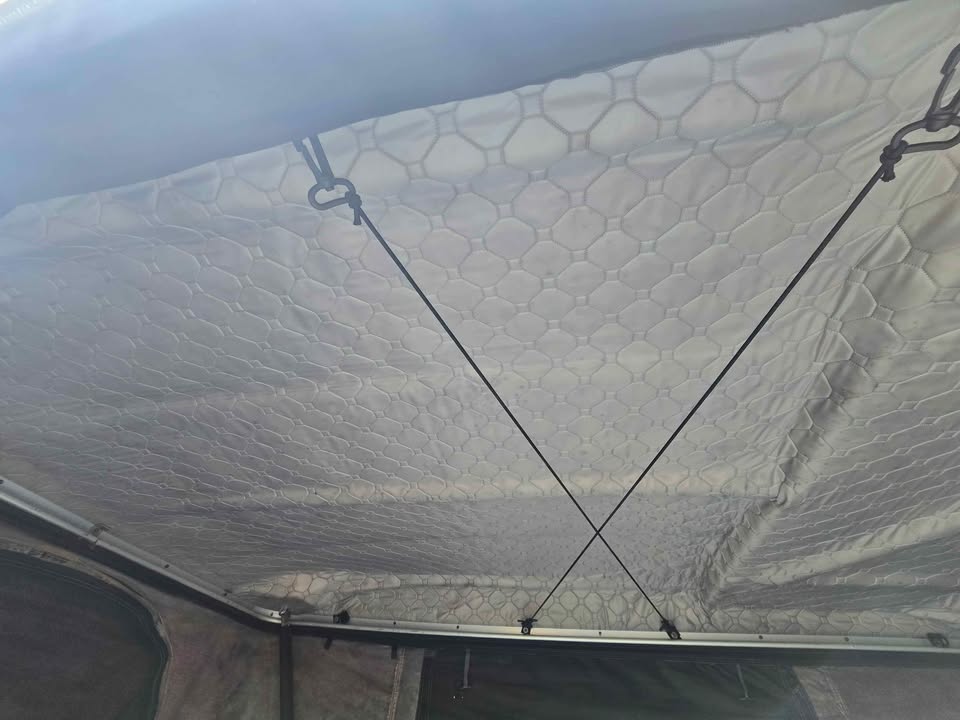 Rooftop tent with roofbox capable in Tacoma, WA (photo 10) — photo 10