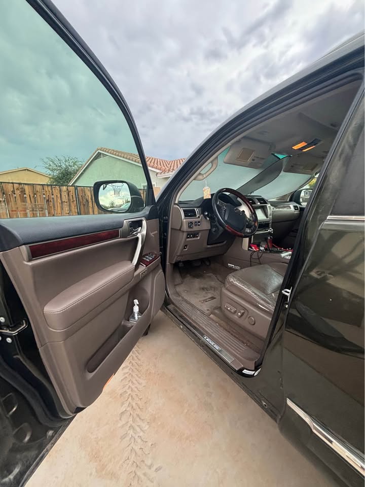2010 Lexus GX · premium in Queen Creek, AZ (photo 10)