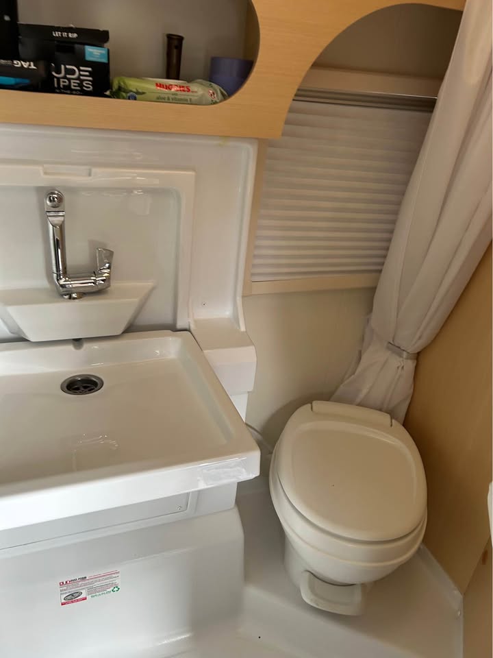 2019 NuCamp TAB 400 Boondock Travel Trailer in Carson City, NV (photo 8) — photo 8