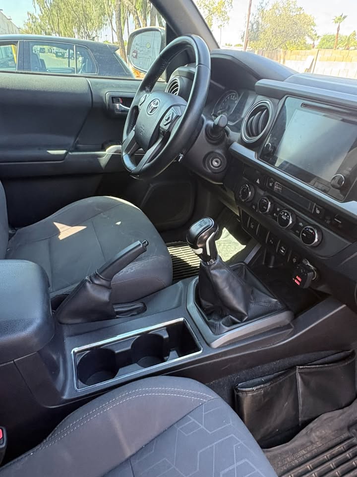 2016 Toyota Tacoma Double Cab TRD Sport Pickup 4D 5 ft in Phoenix, AZ (photo 8)