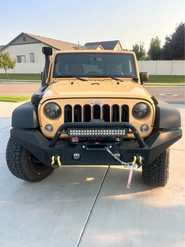 2014 Jeep Wrangler Unlimited · Rubicon (JK) Sport Utility 4D (photo 2) — photo 2