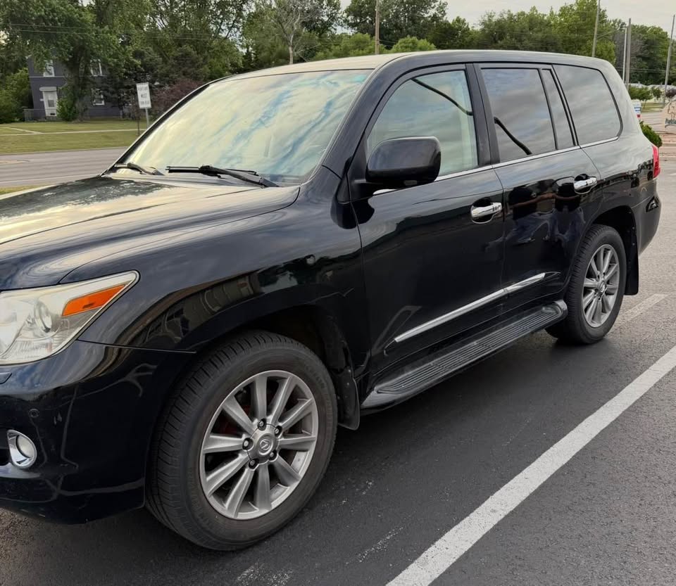2009 Lexus LX · LX 570 Sport Utility 4D in Sacramento, CA (photo 2) — photo 2