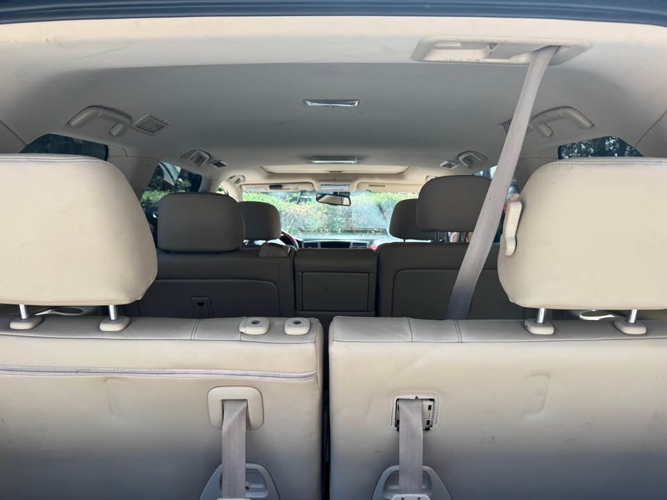 2010 Lexus LX · LX 570 Sport Utility 4D in Novato, CA (photo 7) — photo 7