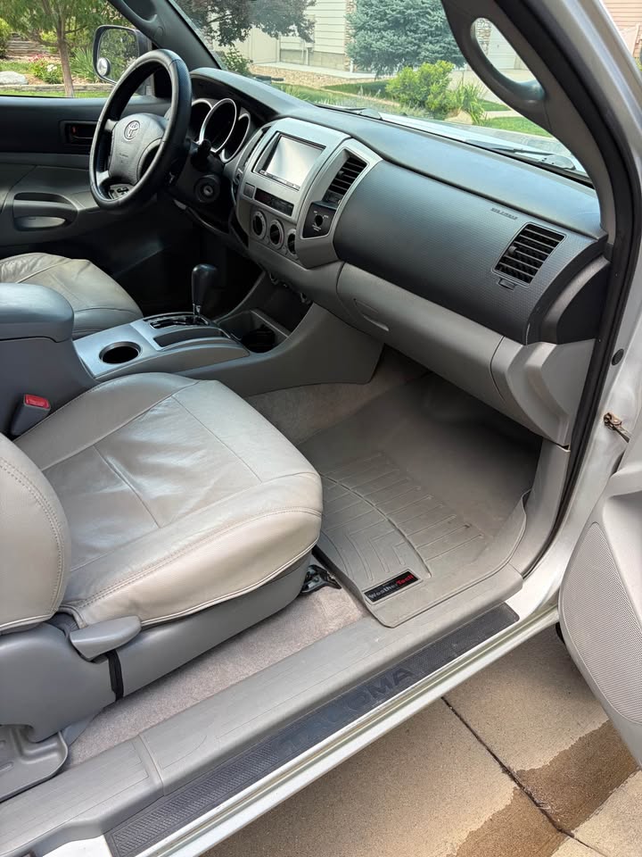 2005 Toyota Tacoma Access Cab · TRD Off-Road Pickup 4D 6 ft in Parker, CO (photo 10)