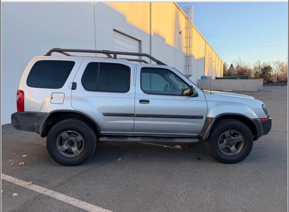 2002 Nissan Xterra · SE Sport Utility 4D (photo 3) — photo 3