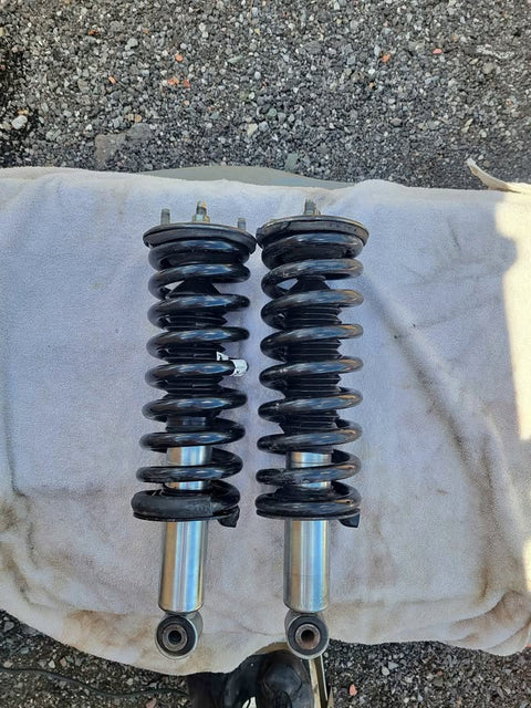 Old Man Emu with Bilstine 5100 coilovers for 2wd Nissan Frontier. Local pickup only