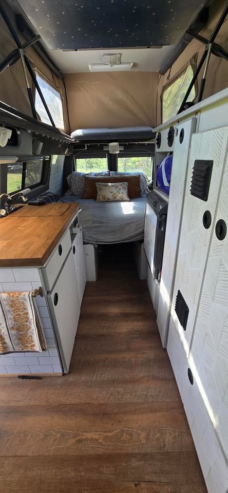 2006 Ford Sportsmobile e-350 diesel in Breckenridge, CO (photo 6) — photo 6