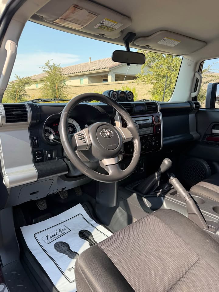 2007 Toyota FJ Cruiser · Sport Utility 2D in Goodyear, AZ (photo 7) — photo 7