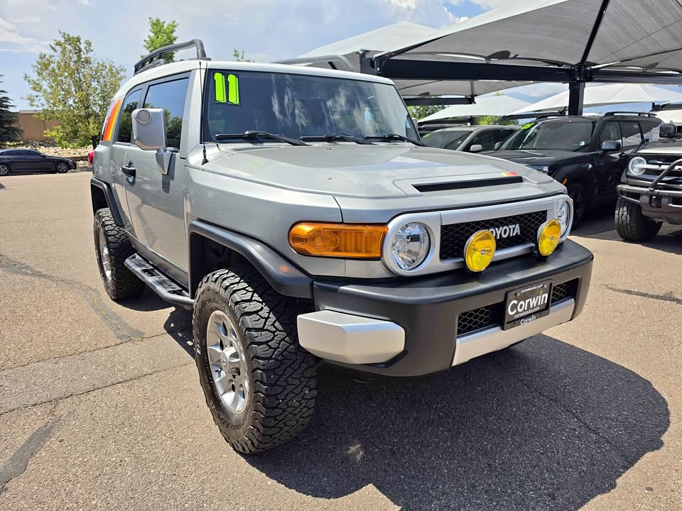 2011 Toyota FJ Cruiser · Sport Utility 2D in Colorado Springs, CO (photo 1)
