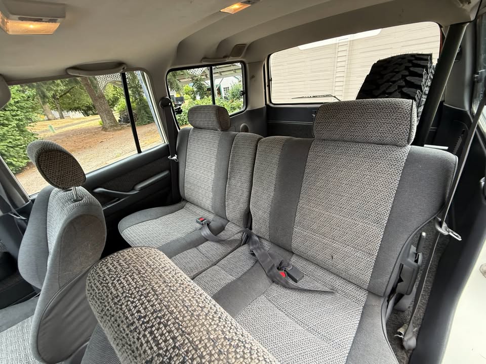 1991 Toyota Land Cruiser in West Linn, OR (photo 8)